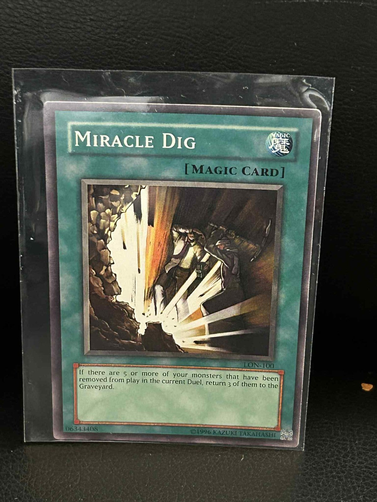 Miracle Dig - LON-100 - Common - Unlimited Edition Labyrinth of Nightmare Yu-Gi-