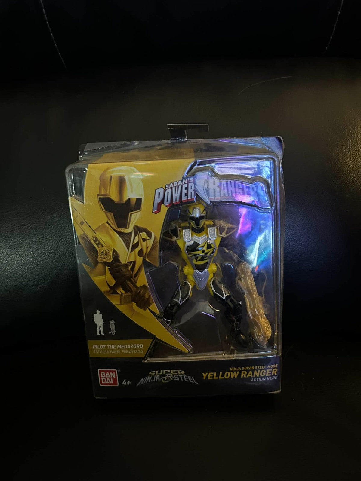 Power Rangers Super Ninja Steel Mode Gelber Ranger Actionfigur auf Karte