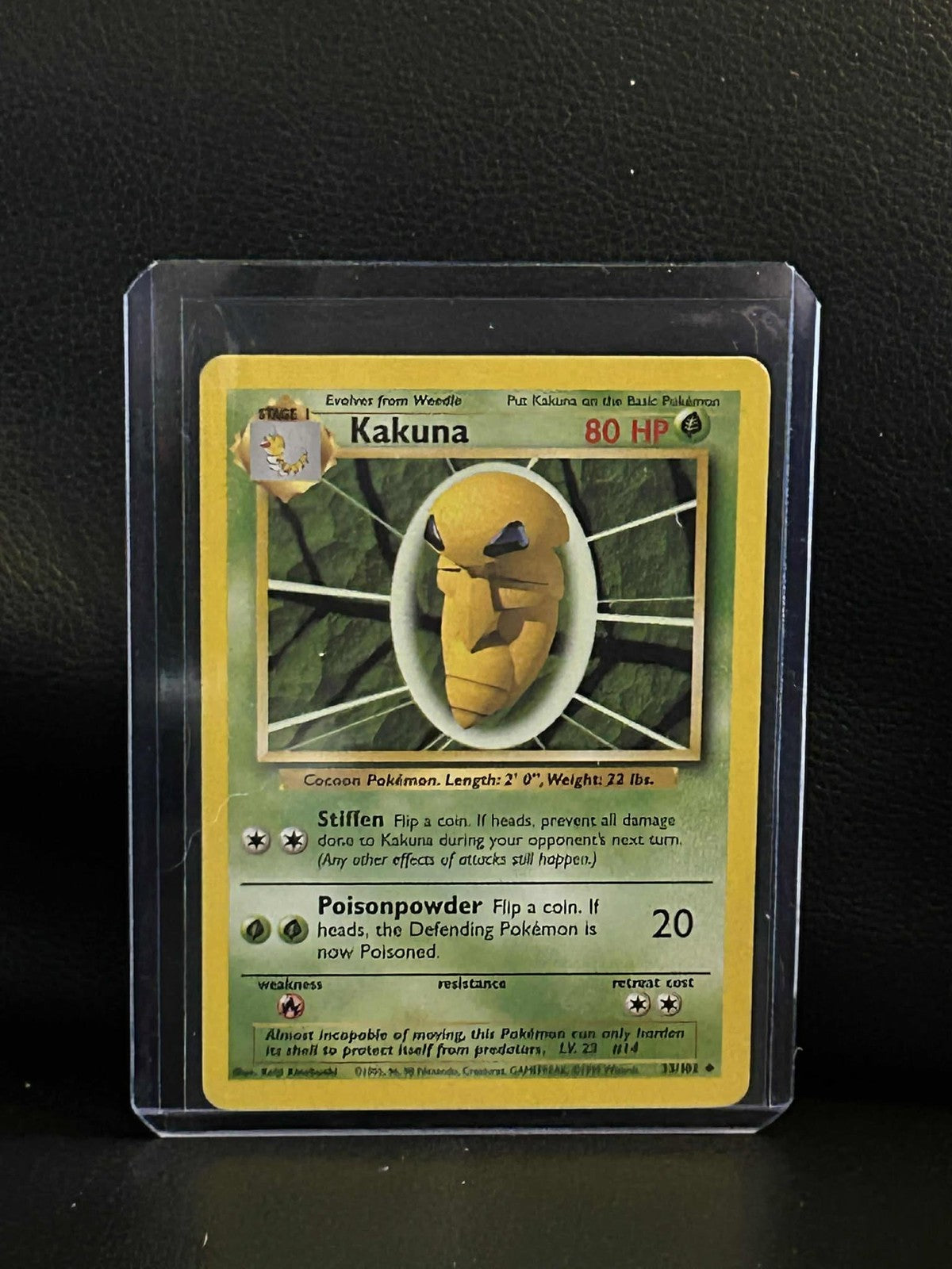 Kakuna - 33/102 - Uncommon - Unlimited Edition Base Set Pokemon Moderately Playe