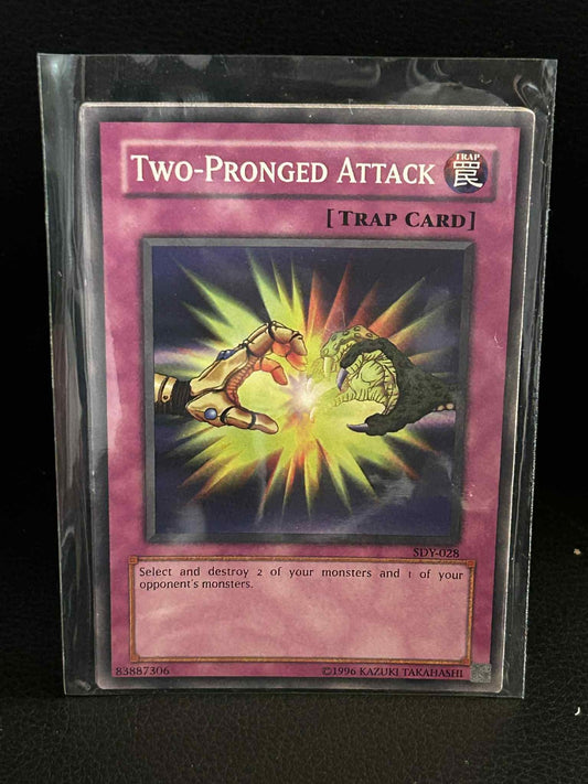 Two-Pronged Attack - SDY-028 - Common - Unlimited Edition Starter Deck: Yugi Yu-