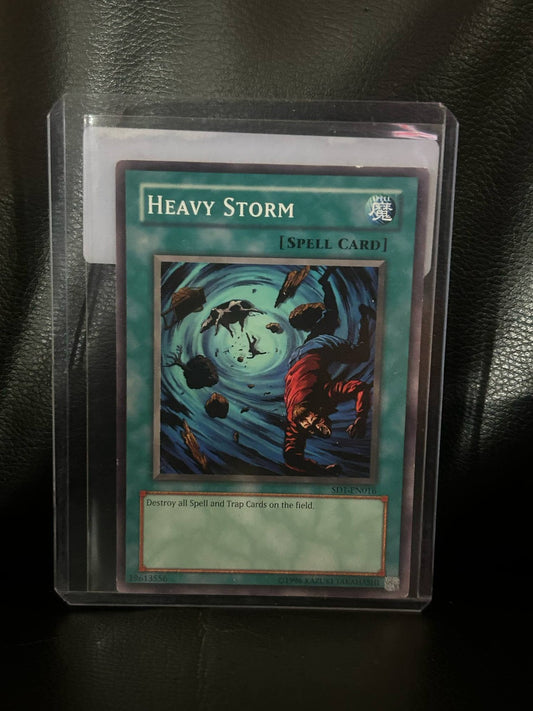 Heavy Storm SD1 - SD1-EN016 - Common - Unlimited Edition Dragon's Roar Yu-Gi-Oh!