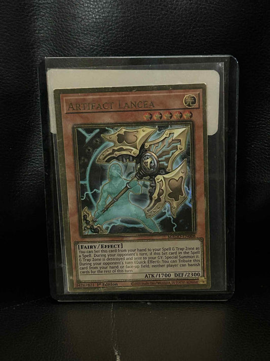Artifact Lancea - MAGO-EN008 - Premium Gold Rare - 1st Edition Maximum Gold Yu-G