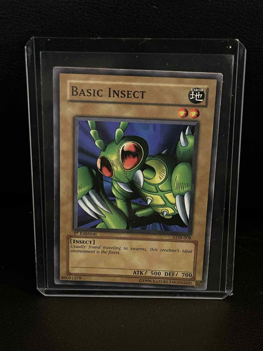 Basic Insect - LOB-008 - Common - 1st Edition Legend of Blue Eyes White Dragon Y