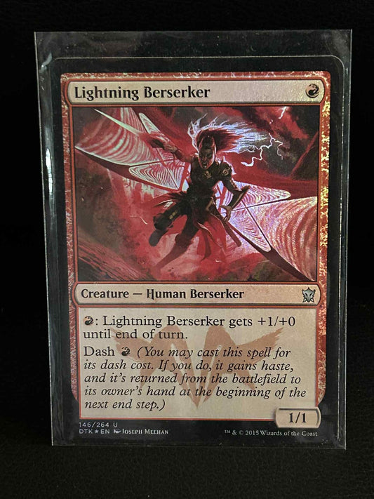Lightning Berserker - Foil Dragons of Tarkir Magic: The Gathering Lightly Played