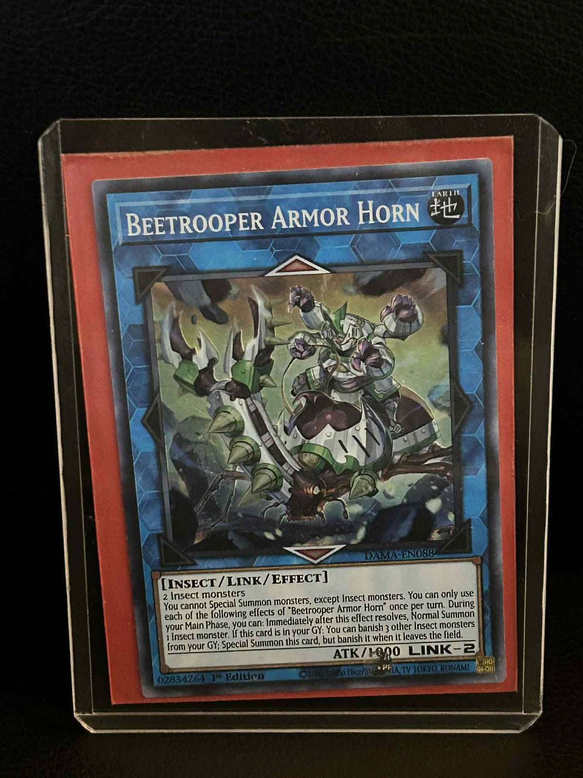 Beetrooper Armor Horn - DAMA-EN088 - Super Rare - 1st Edition Dawn of Majesty Yu