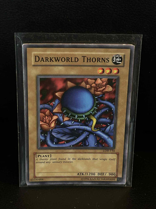 Darkworld Thorns - LOB-114 - Common - Unlimited Edition Legend of Blue Eyes Whit