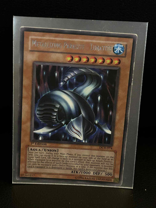 Metallizing Parasite - Lunatite - DCR-074 - Rare - 1st Edition Dark Crisis Yu-Gi