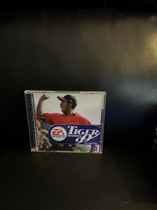 Tiger Woods 99 PGA Tour Golf PC EA Sports Windows 95 98 Video Game