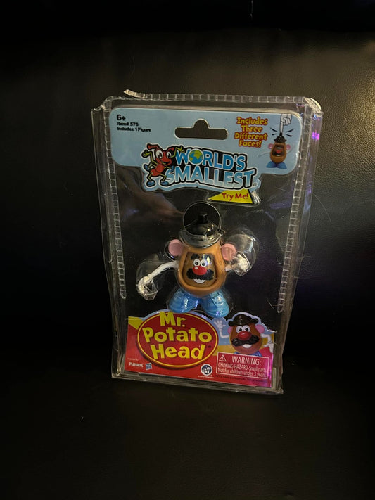 Hasbro World's Smallest Mr. Potato Head Spielzeug Miniatur-Actionfigur auf Karte