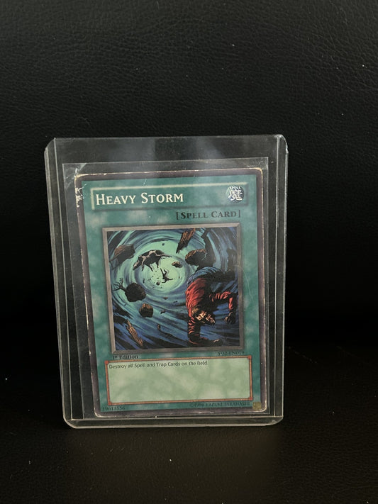 Heavy Storm - SD2-EN019 - Common - 1st Edition Zombie Madness Yu-Gi-Oh!