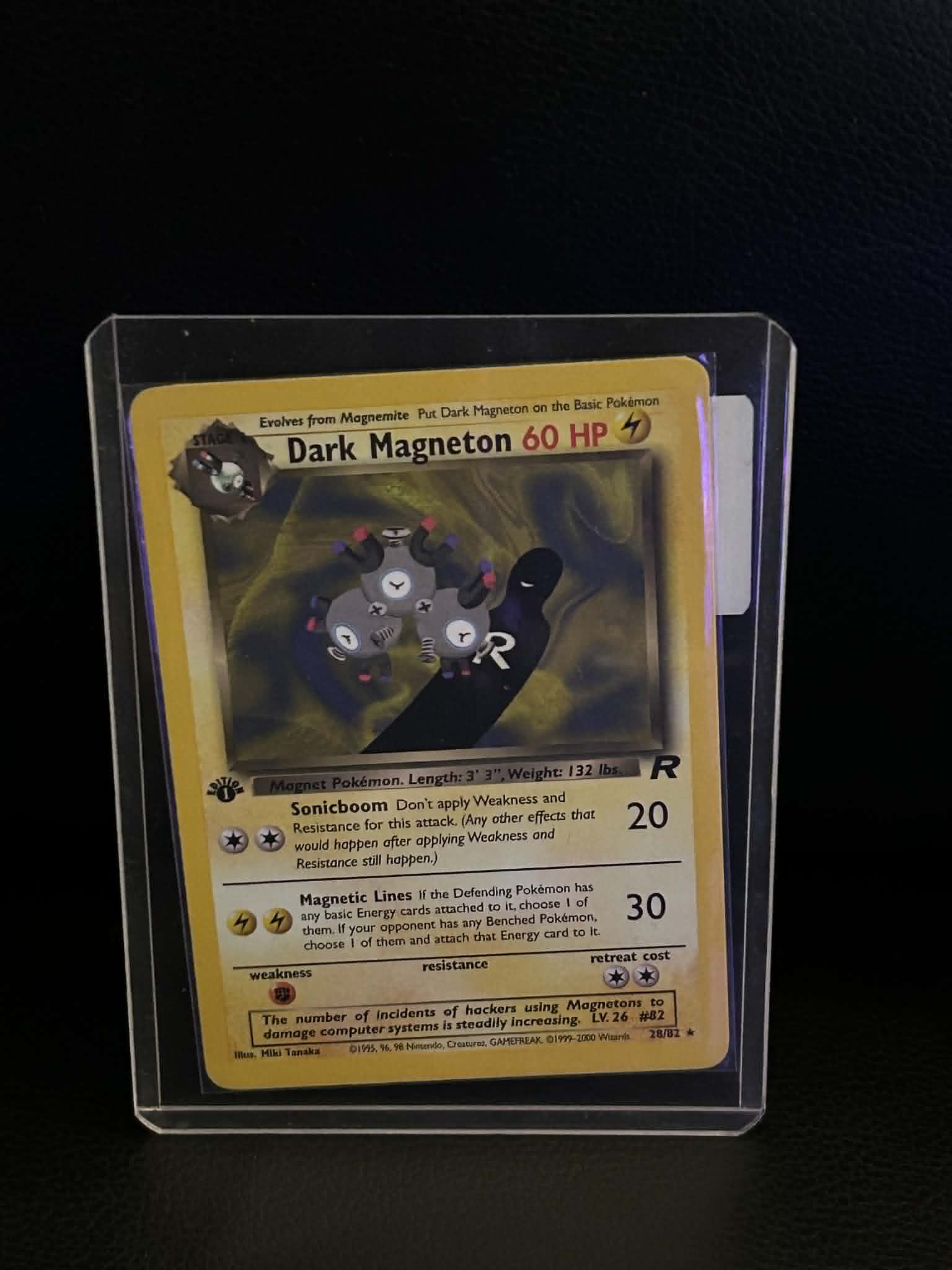 Dark Magneton (28) 28/82 Team Rocket Rare Pokemon 1st Edition Lightly Played English Trading Card