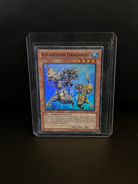 Atlantean Dragoons - SDRE-EN002 - Super Rare - 1st Edition  Realm of the Sea Emperor Yu-Gi-Oh