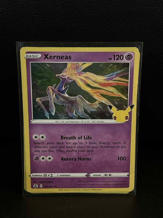 Xerneas - 012/025 - Holo Rare Celebrations Pokemon Lightly Played, English