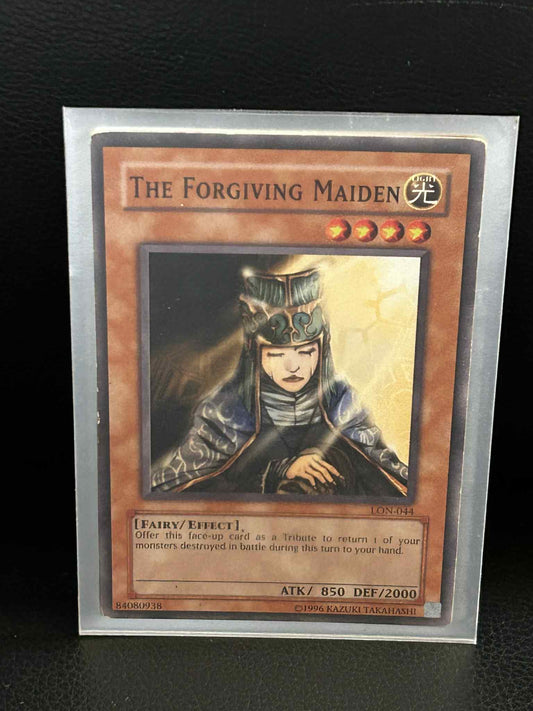 The Forgiving Maiden - LON-044 - Common - Unlimited Edition Labyrinth of Nightma